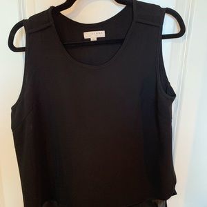 Sleeveless Black Dolphin Hem Hi-Low Top Medium